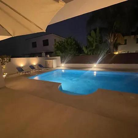 Katikies Grand Pissouri