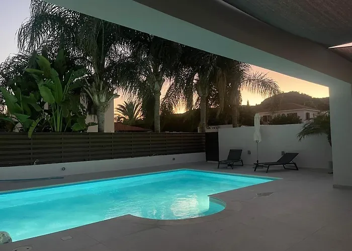 Villa Katikies Grand